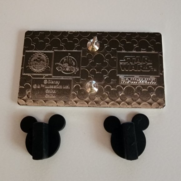 Disney Star Wars Mandalorian The Child Grogu Baby Yoda Photo Pin NEW - Picture 2 of 2